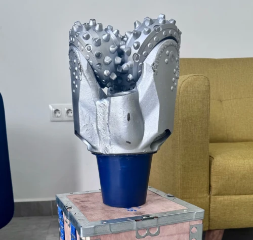 TRICONES FORAGE DE PUITS D'EAU تريكون فأس شفرة باستي لحفر الآبار 
