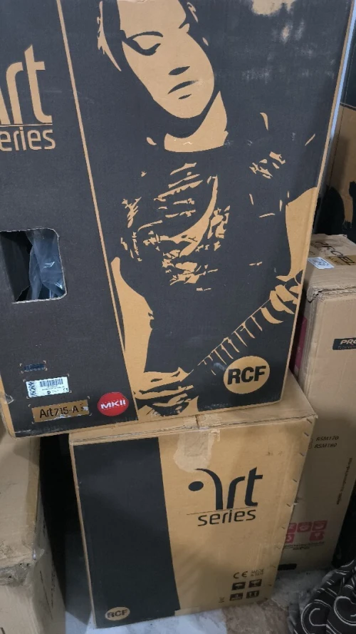 Enceinte de Sono RCF 715-mk5