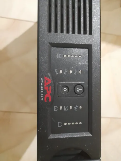 ONDULEUR SMART UPS 750 VA