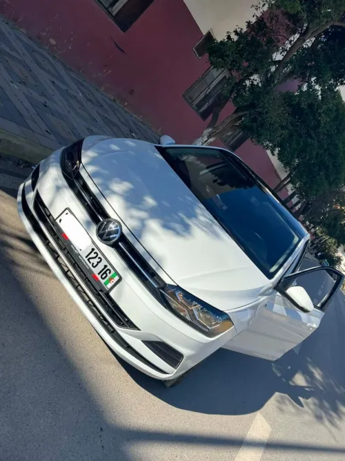 Volkswagen Polo 2023 Life Plus