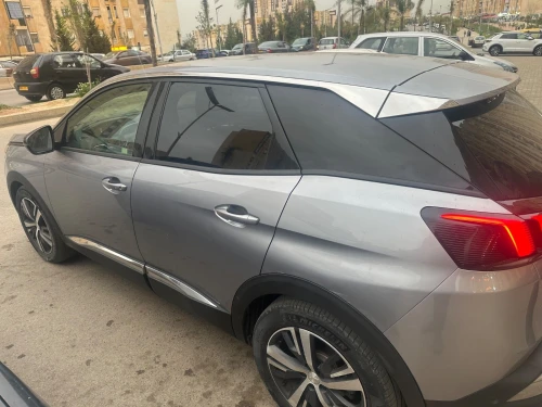 Peugeot 3008 2023 