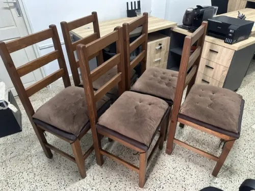 chaises pour salon ou cuisine en bois