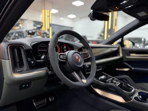 Porsche Cayenne 2026 Rolex