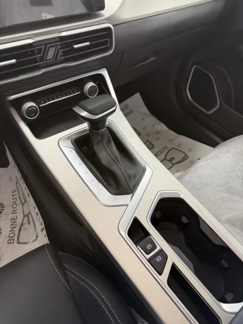 Geely Coolray 2025 Max