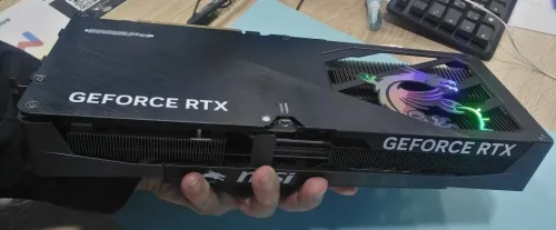 GeForce RTX 5080 16G GAMING TRIO OC