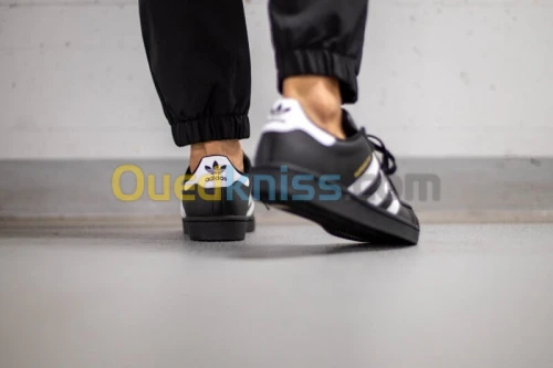 ADIDAS SUPERSTAR