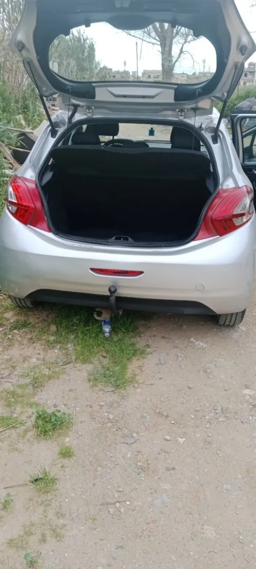 Peugeot 208 2013 
