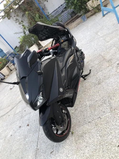 Yamaha T-max 2015