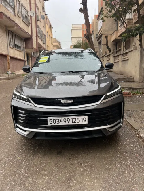 Geely Coolray 2025 Brek