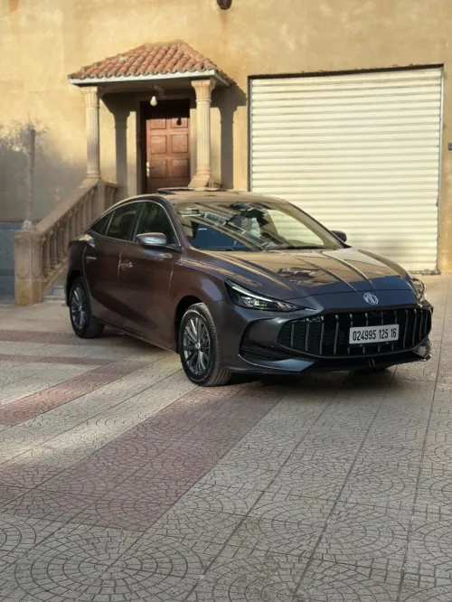 MG MG5 2025 
