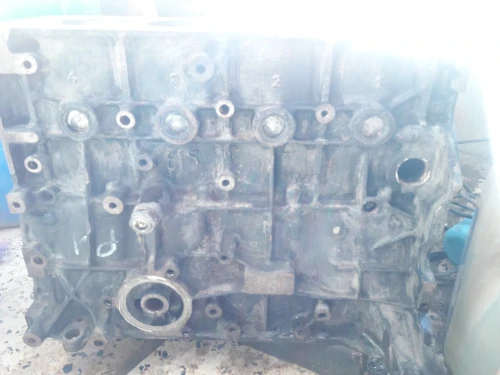 Pieces 2l hdi