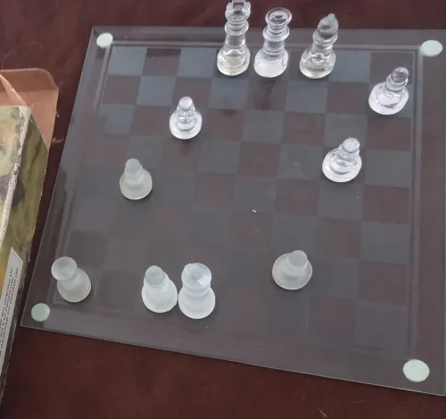 Echecs de verre classiques
