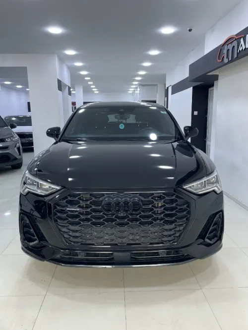 Audi Q3 2023 Sport back