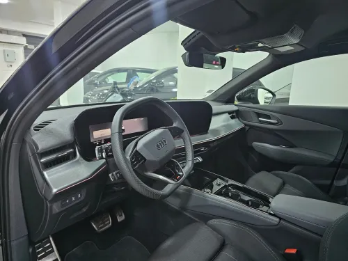 Audi Q3 2025 S line