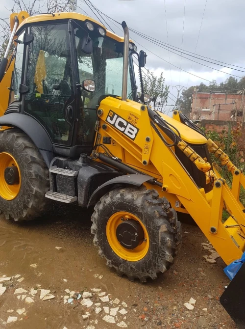 location retro-chargeur jcb+brise roche danda tout neuf 