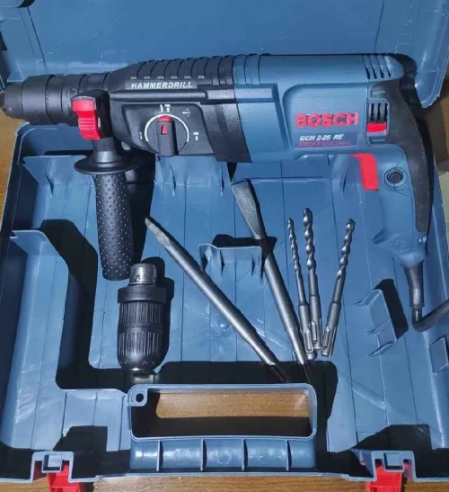 Marteau perforateur BOSCH 800w
