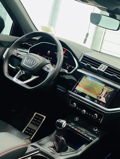 Audi Q3 2022 Q3