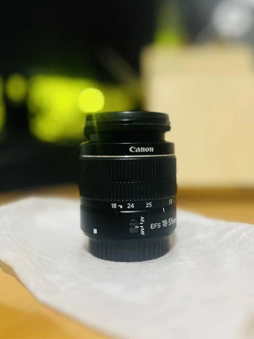 Canon 700D