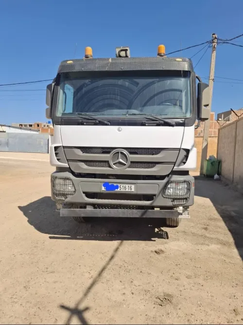Mercedes Tracteur 6x6 2016