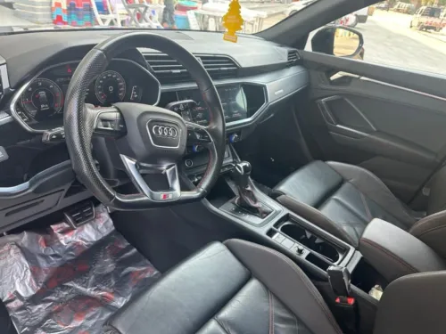 Audi Q3 2022 S Line compétition