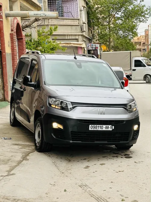Fiat Doblo 2024 Itali