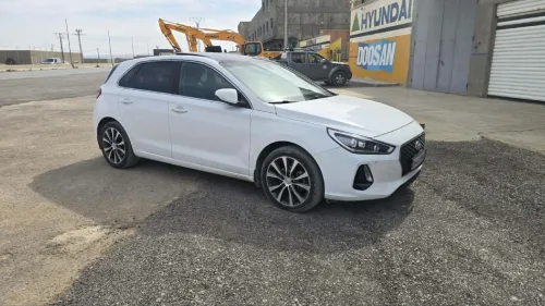 Hyundai i30 2019 Toute options