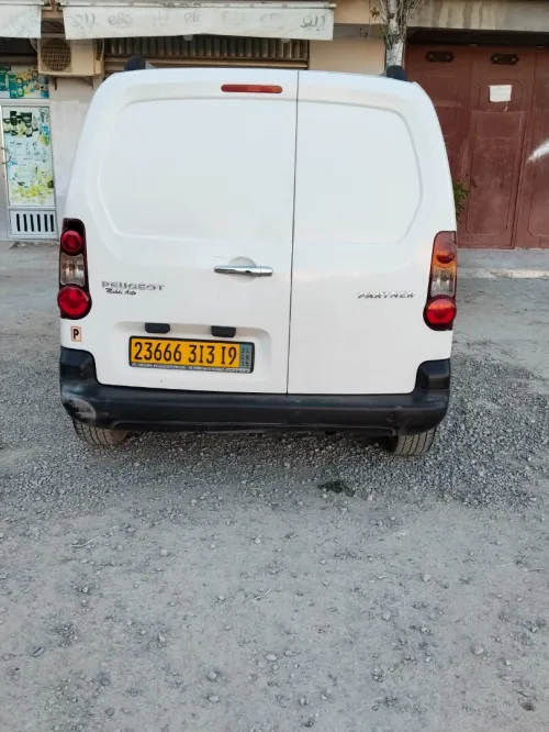 Peugeot Partner 2013 B9