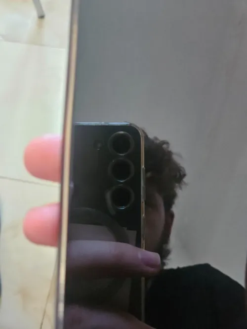 Samsung S22