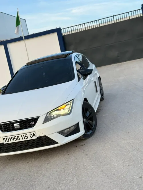 Seat Leon 2015 LINEA R+