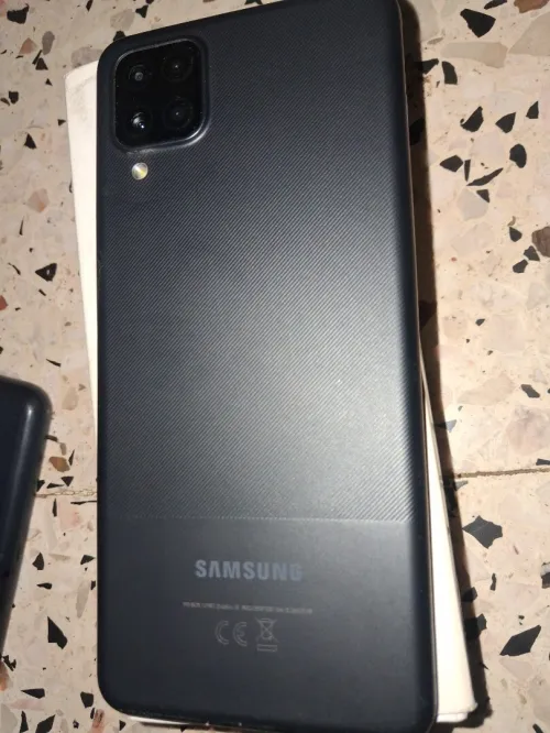 Samsung A12