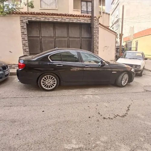 BMW Série 5 2010 F10 535i
