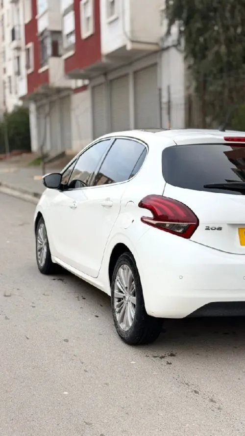 Peugeot 208 2018 Allure Facelift
