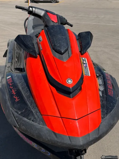 Jet ski