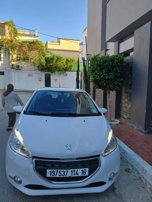 Peugeot 208 2014 Allure