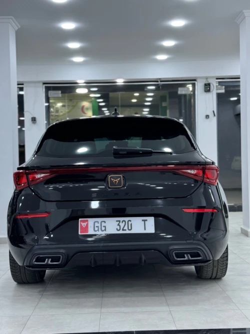 Cupra  Leon 2023 
