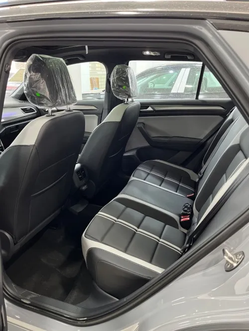 Volkswagen T-Roc 2025 R- Line Edition 