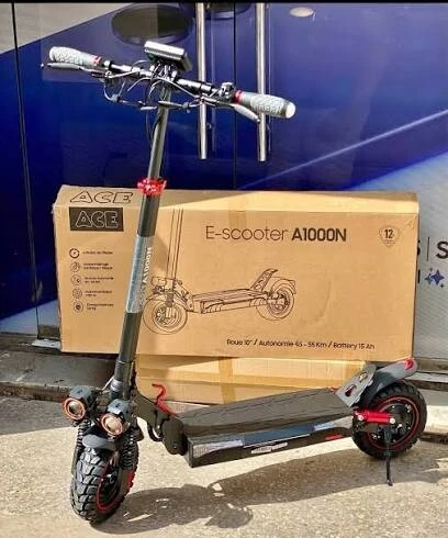 Trottinette électrique ace A1000N (etat neuf 300km)