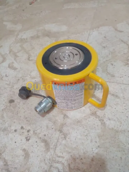 ENERPAC: systèmes de levage synchronisés (Série EVO) / EVO-Series, Synchronous Lifting Systems
