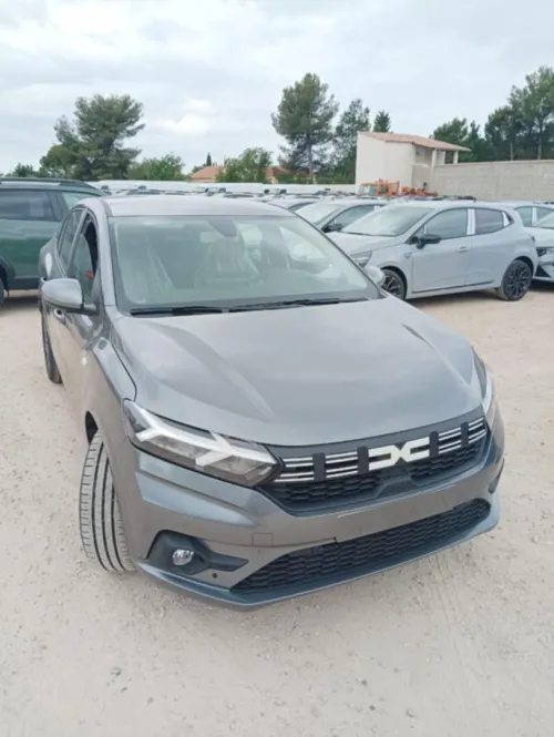 Renault Dacia Logan 2025 