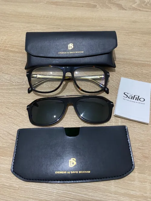 Lunettes David Beckham originales avec clip solaire  Excellent état