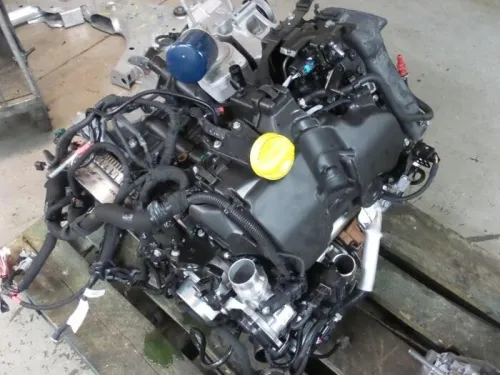 PIECES POUR MOTEUR 1.5 DCI