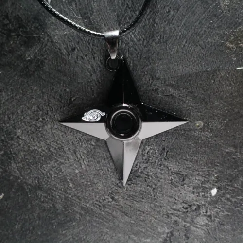Colliers necklaces animes et mangas en gros