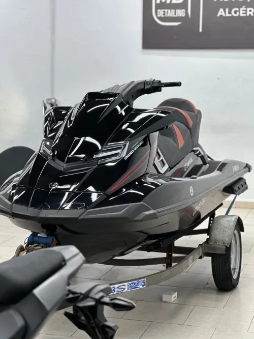 Yamaha FX 1800