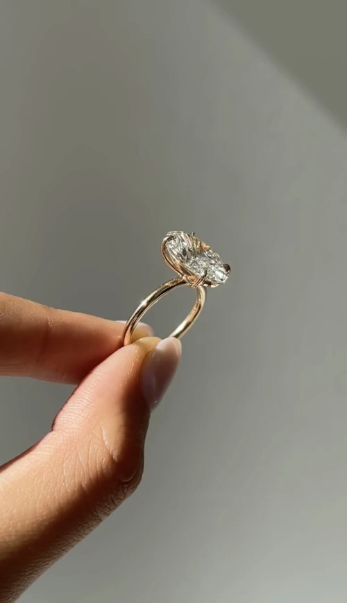 Bague or 18k avec diamant lab