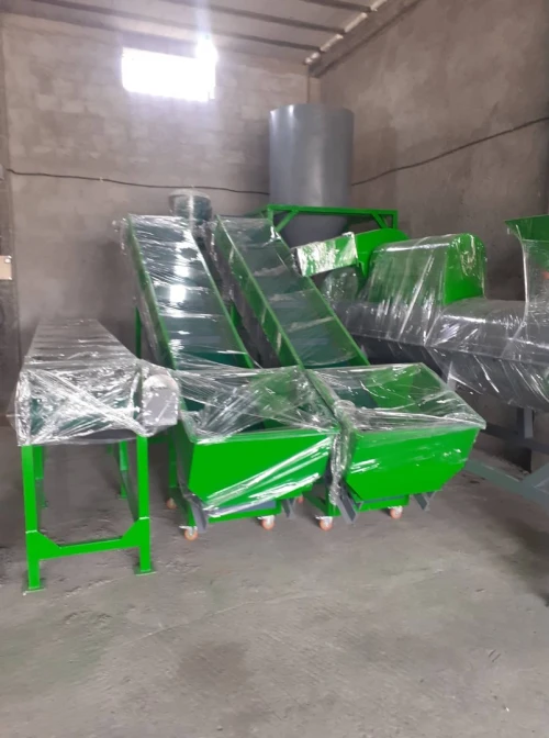 Machine Recyclage Plastique PEHD PET خطوط والات تدوير ورسكلة البلاستيك