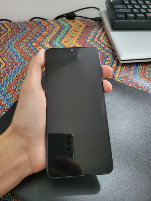 Samsung A12