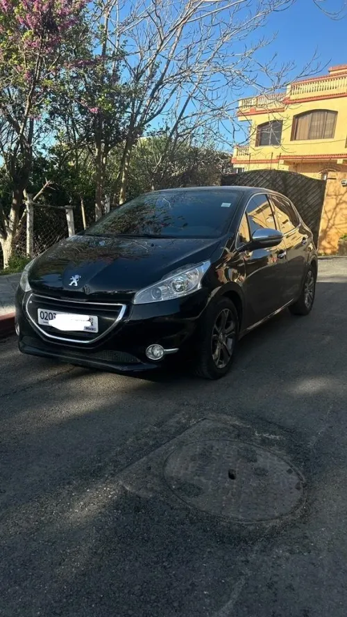 Peugeot 208 2015 Allure