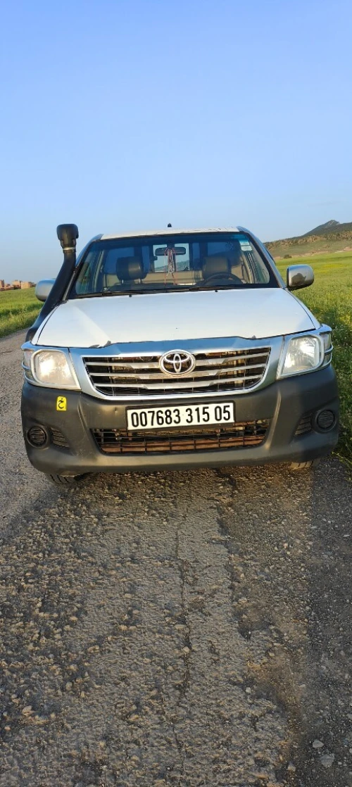 Toyota Hilux 2015 LEGEND DC 4x2
