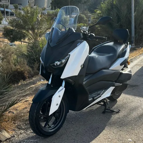 YAMAHA X MAX 2018