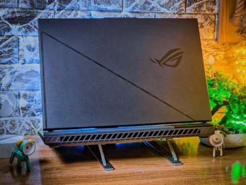 ASUS ROG STRIX G18/INTEL I9-14900HX/RAM 32GB DDR5/DISK1024 GB/NVIDIA RTX 4070/18 POUCE 2.5K 240HZ